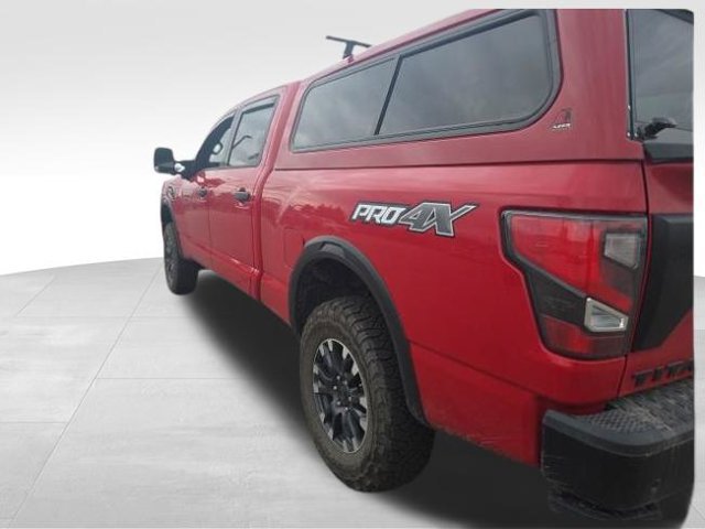 Used 2021 Nissan Titan PRO-4X w/ Pro-4x Convenience Package AWD/4WD image 6