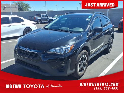 Used 2023 Subaru Crosstrek 2.0i image 1