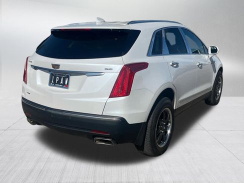 Used 2019 Cadillac XT5 Luxury AWD/4WD image 3