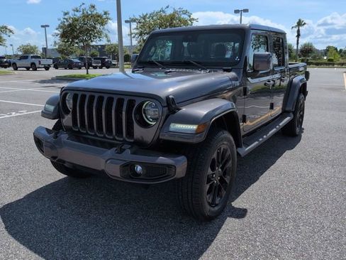 Used 2021 Jeep Gladiator Overland AWD/4WD image 8