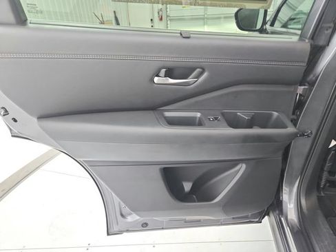 Used 2025 Nissan Pathfinder Platinum w/ Cargo Package FWD image 38