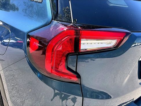 Used 2024 GMC Terrain SLE w/ Driver Convenience Package AWD/4WD image 40