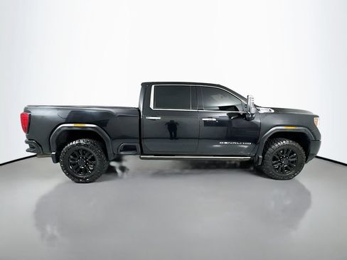 Used 2022 GMC Sierra 3500 Denali w/ Denali Black Diamond Edition AWD/4WD image 8