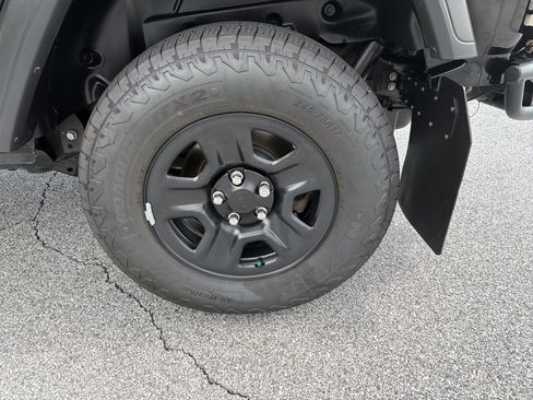 Used 2020 Jeep Wrangler Unlimited Sport AWD/4WD image 24