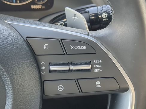 Used 2023 Hyundai Sonata Limited image 28