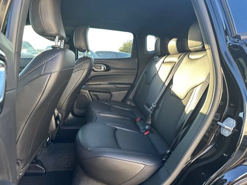 New 2026 Jeep Compass Latitude AWD/4WD image 15