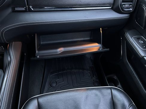 Used 2022 RAM 1500 Limited image 33