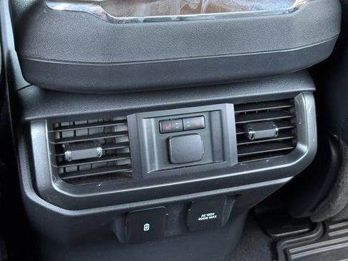 Used 2023 Ford F150 Lariat w/ Equipment Group 502A High AWD/4WD image 32