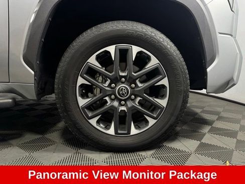 Used 2024 Toyota Tundra Limited image 11