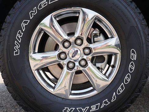Used 2020 Ford F150 XLT w/ Equipment Group 302A Luxury AWD/4WD image 71