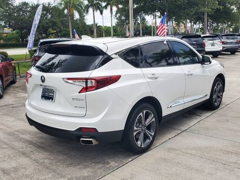 Used 2023 Acura RDX AWD w/ Advance Package image 7
