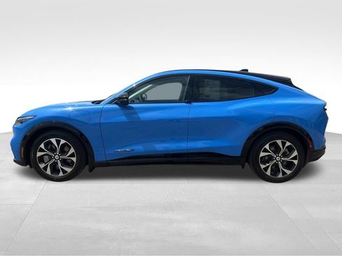 Used 2022 Ford Mustang Mach-E Premium AWD/4WD image 4