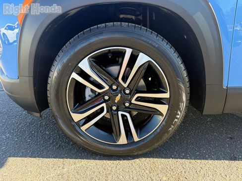 Used 2024 Chevrolet TrailBlazer LT w/ Convenience Package image 11