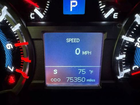 Used 2019 Toyota 4Runner SR5 image 15