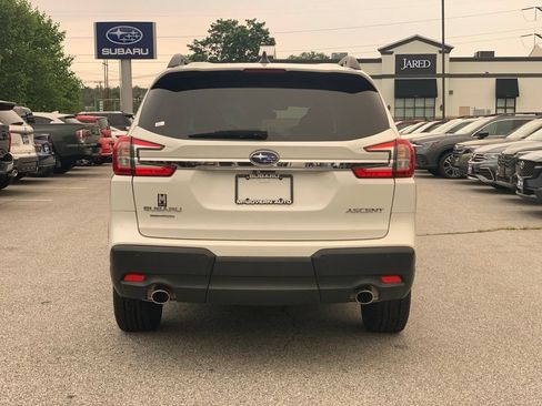 Used 2024 Subaru Ascent Premium w/ Convenience Package AWD/4WD image 5