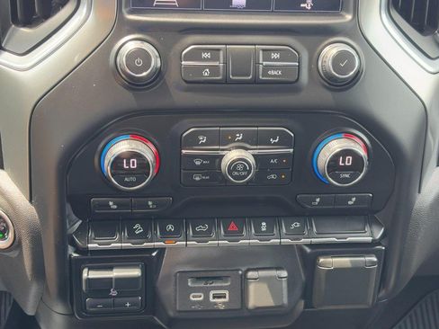 Used 2020 Chevrolet Silverado 1500 LT w/ All-Star Edition AWD/4WD image 22