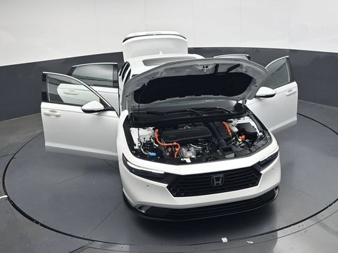 Used 2024 Honda Accord Touring image 39