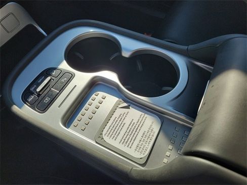 New 2026 Hyundai Ioniq 9 SEL image 13