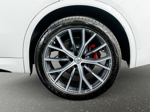 Used 2024 Maserati Grecale Modena image 16