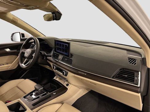 Used 2025 Audi Q5 2.0T Premium Plus w/ Premium Plus Package image 13