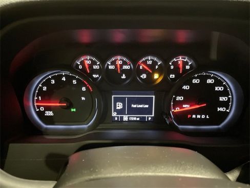 Used 2025 Chevrolet Silverado 2500 Custom w/ Custom Value Package image 24