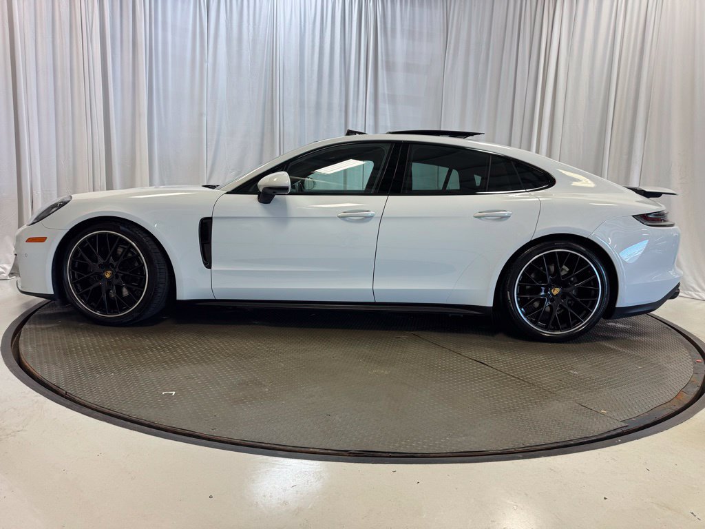Certified 2023 Porsche Panamera 4 Platinum Edition AWD/4WD image 2