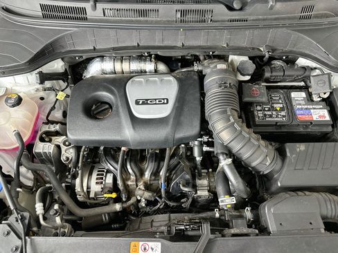 Used 2021 Hyundai Kona Ultimate w/ Cargo Package FWD image 33
