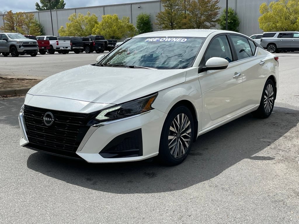 Used 2023 Nissan Altima 2.5 SV FWD image 3
