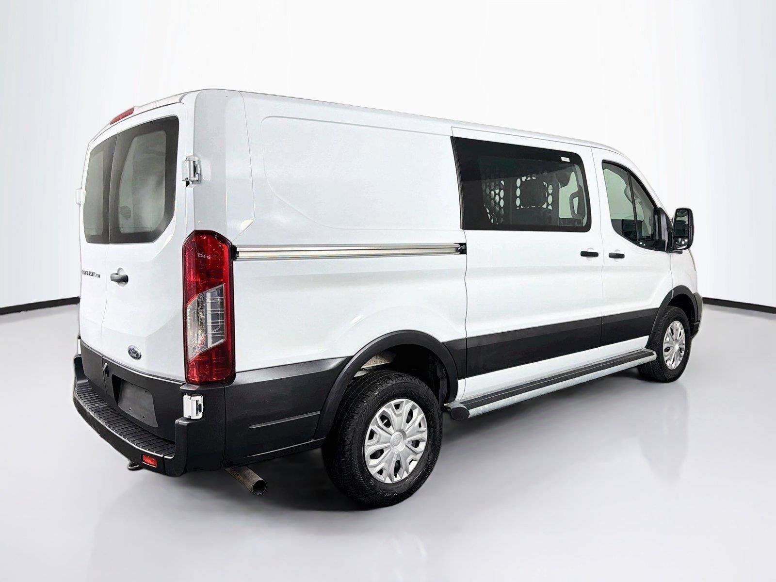 Used 2025 Ford Transit 250 Low Roof w/ Exterior Upgrade Package RWD image 11