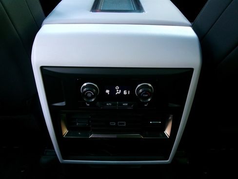 Used 2024 GMC Hummer EV 2X AWD/4WD image 16