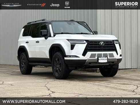 Used 2025 Lexus GX 550 AWD/4WD image 1