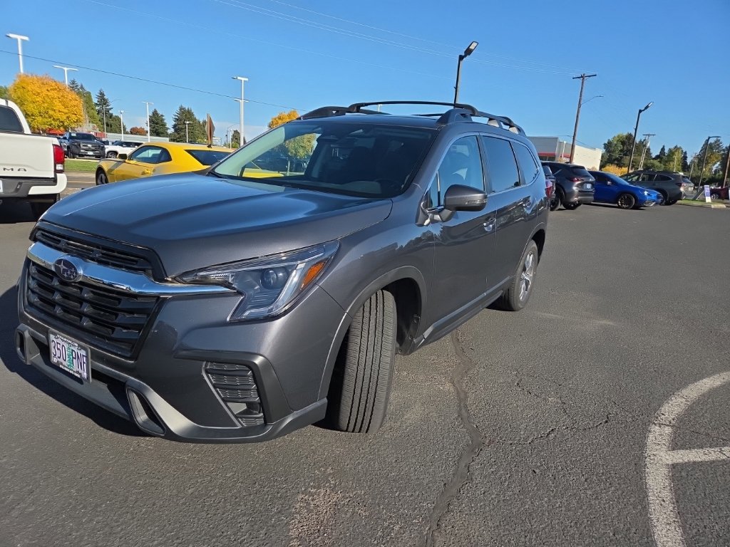 Certified 2023 Subaru Ascent Premium w/ Convenience Package AWD/4WD image 3