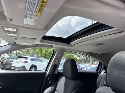 Used 2018 Honda HR-V EX image 22