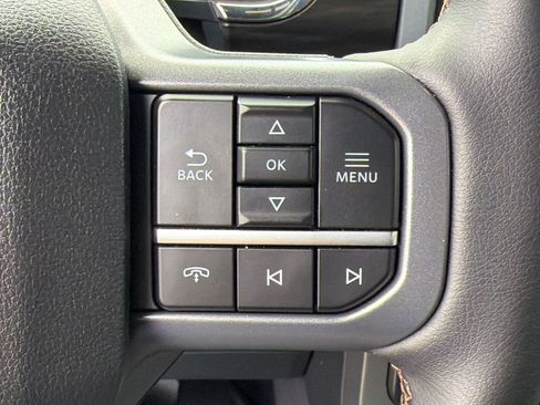 Used 2025 Ford F150 Lariat w/ Equipment Group 501A Mid AWD/4WD image 17