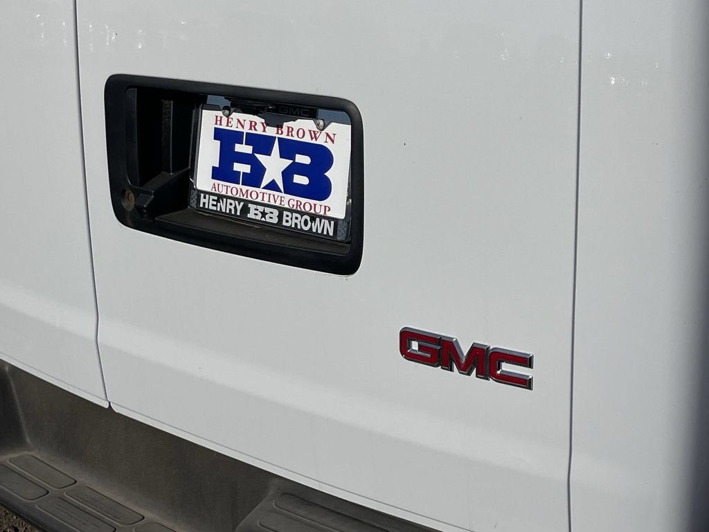 New 2025 GMC Savana 2500 Extended w/ Driver Convenience Package RWD image 34