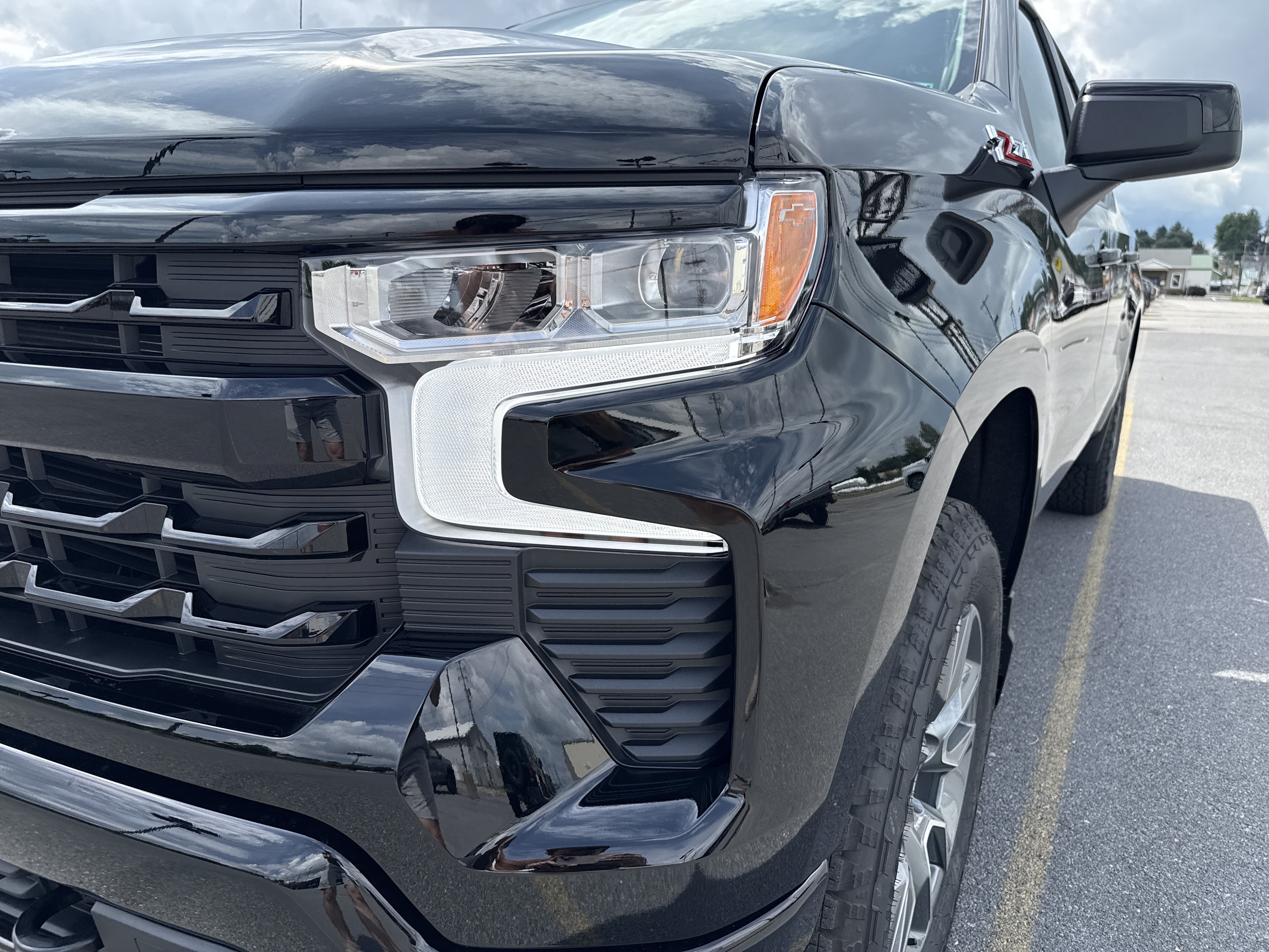 New 2026 Chevrolet Silverado 1500 RST w/ Z71 Off-Road Package AWD/4WD image 11