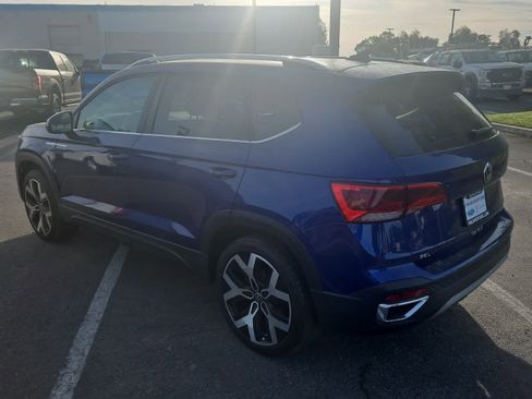 Used 2022 Volkswagen Taos SEL image 6