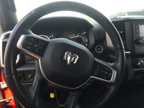 Used 2022 RAM 1500 Big Horn AWD/4WD image 15
