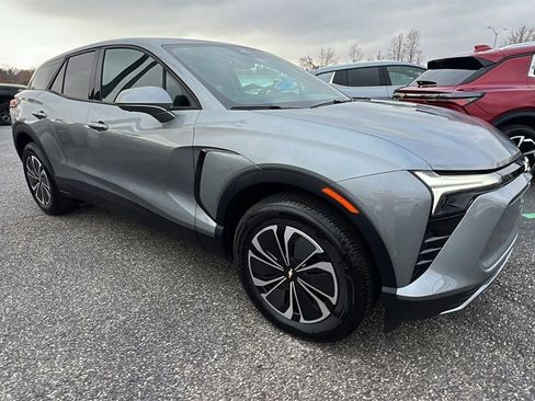 New 2026 Chevrolet Blazer EV LT image 3