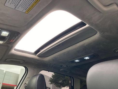 Used 2025 Kia Telluride SX Prestige image 15