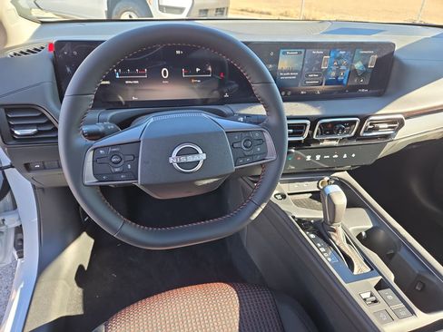 New 2026 Nissan Sentra SR w/ Floor Mat Package image 33