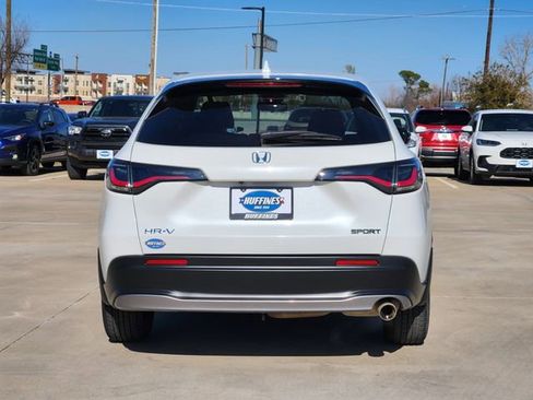 Used 2024 Honda HR-V Sport image 6