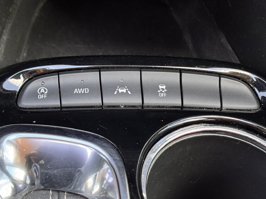 Used 2024 Buick Encore GX Sport Touring AWD/4WD image 17