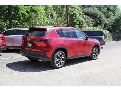 New 2026 MAZDA CX-5 Preferred image 4