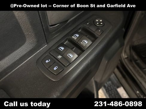 Used 2016 RAM 1500 Express w/ Black Ram 1500 Express Group AWD/4WD image 16