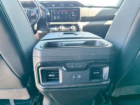 Used 2022 GMC Sierra 1500 AT4 w/ AT4 Preferred Package AWD/4WD image 24