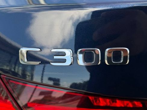 Used 2023 Mercedes-Benz C 300 4MATIC Sedan image 9