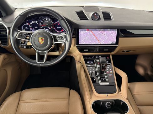 Certified 2021 Porsche Cayenne image 27