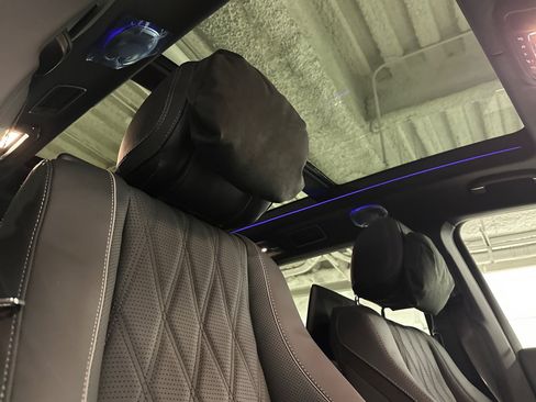 New 2026 Mercedes-Benz Maybach GLS 600 4MATIC image 17
