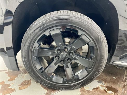 Used 2019 Chevrolet Tahoe Premier AWD/4WD image 29